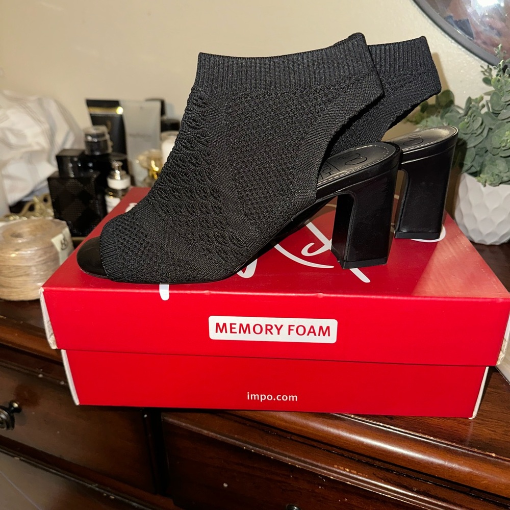 Impo Vonya sandal
